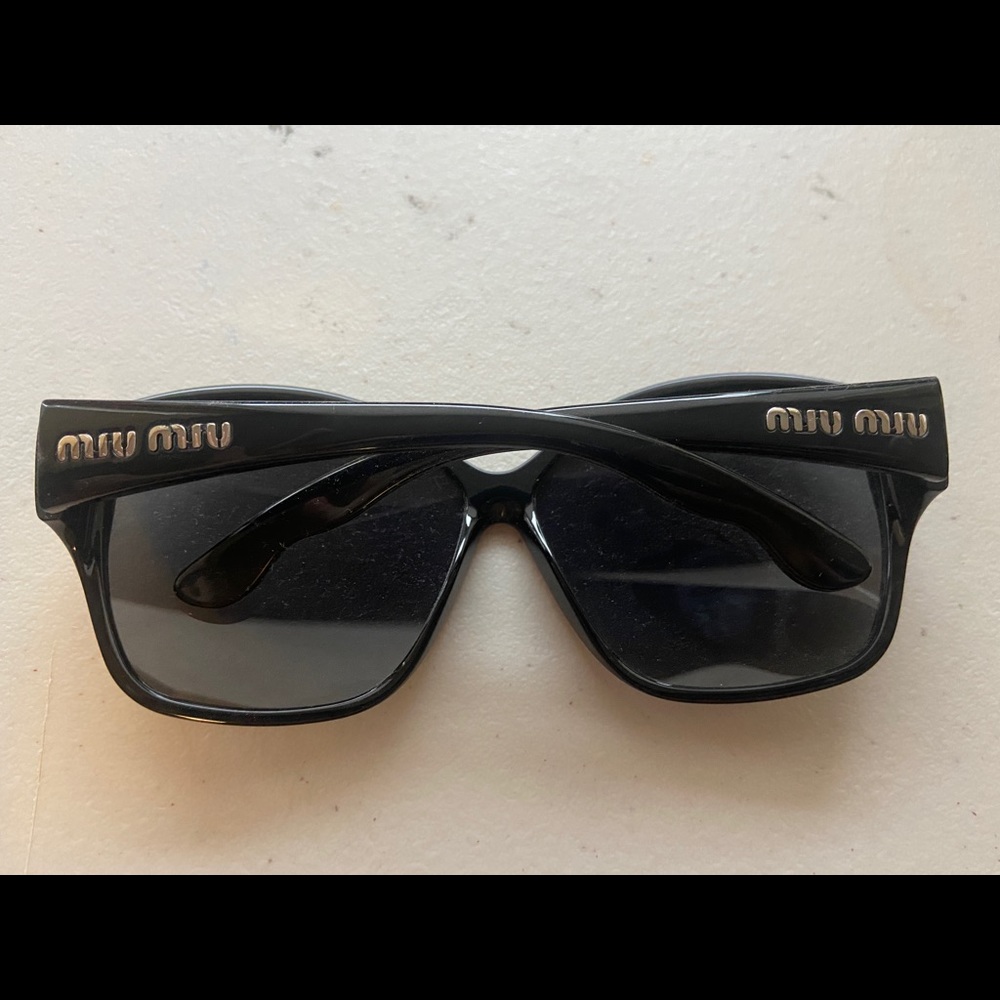 MIU MIU sunglasses